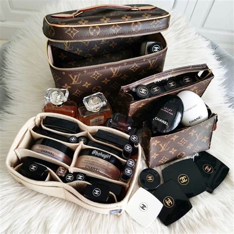 louis vuitton makeup bag set|Louis Vuitton makeup bag selfridges.